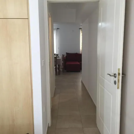 Open concept 1 bedroom apartment Nauplie Extérieur photo