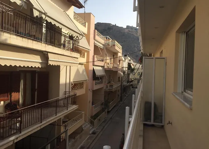 Open concept 1 bedroom apartment