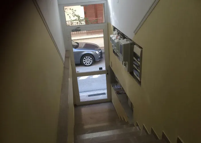 Open concept 1 bedroom apartment