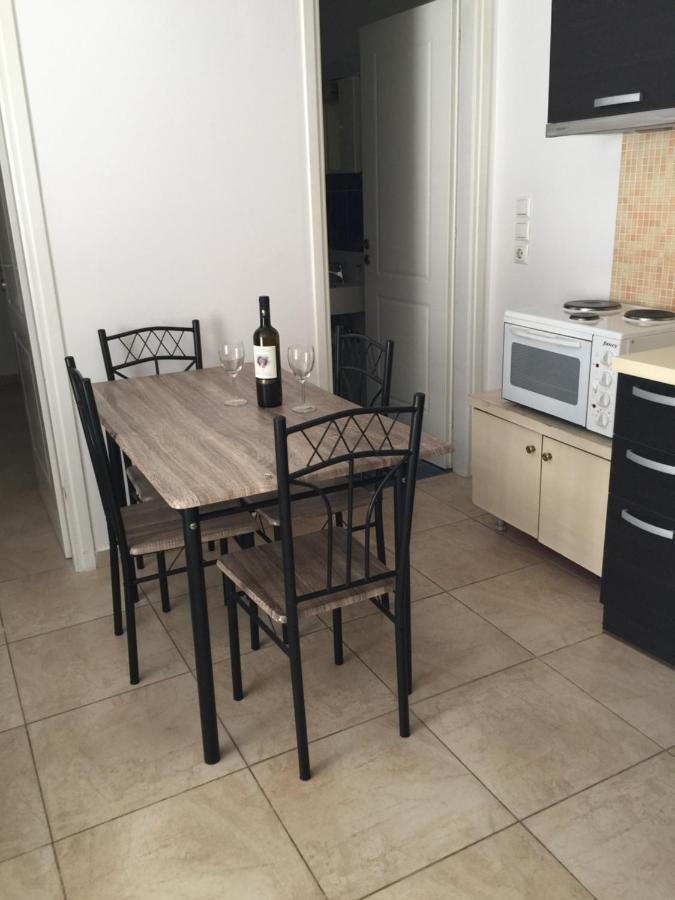 Open Concept 1 Bedroom * Nauplie